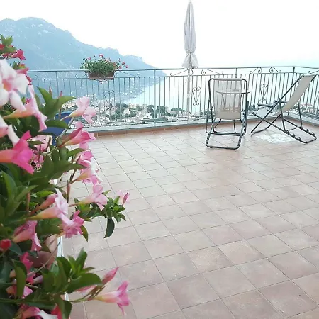 Oliva Bed & Breakfast Scala
