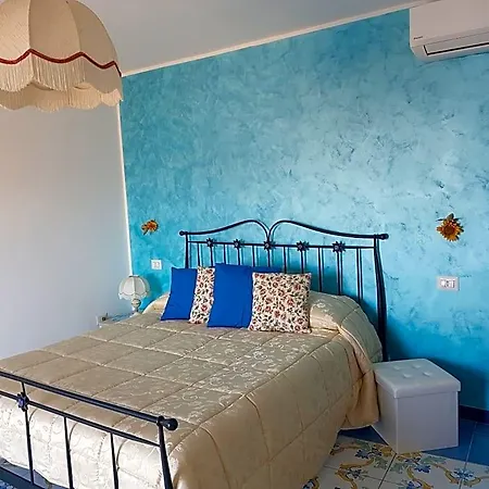 Oliva Bed and Breakfast Scala