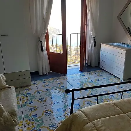 Oliva 4*